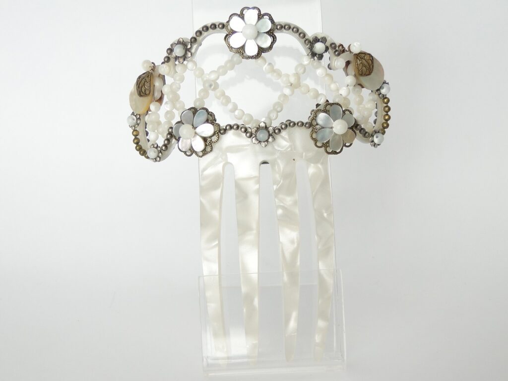 Peina Dublos en nacar con pequeñas perlas