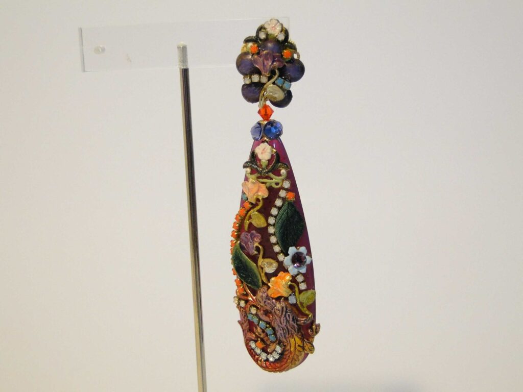 Pendientes dublos en lágrima dragon